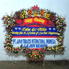 Toko Rekomended Karangan Bunga Papan Pernikahan/Wedding Malang