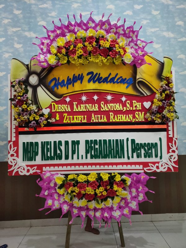 Inilah Jasa Karangan Bunga Papan Pernikahan/Wedding Semarang yang Terkenal
